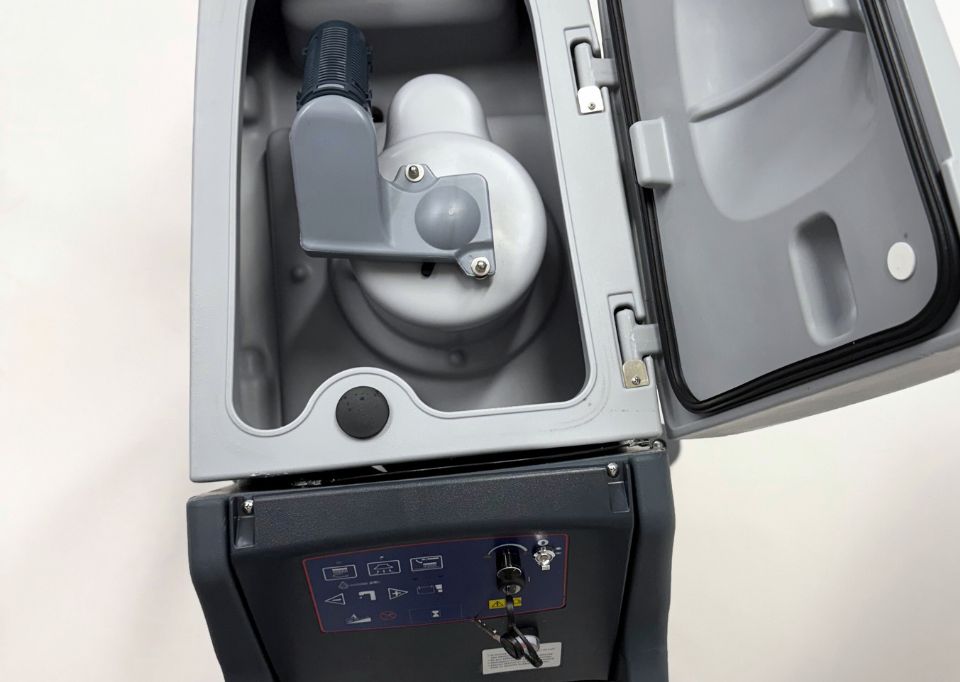 ERIClean E531S Walk-Behind Scrubber - E531S